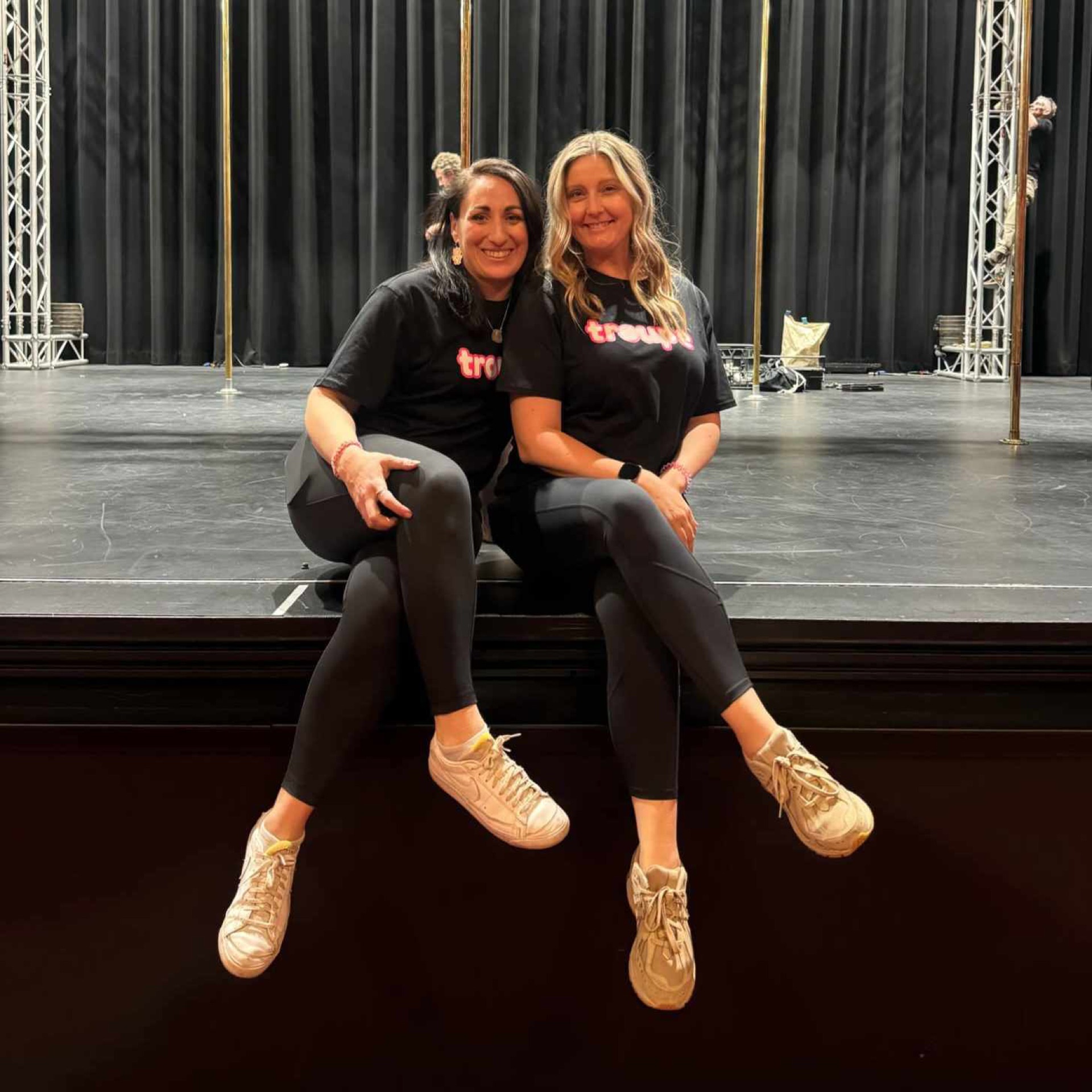 Rach and Bel, the organisers of TroupePoleComp